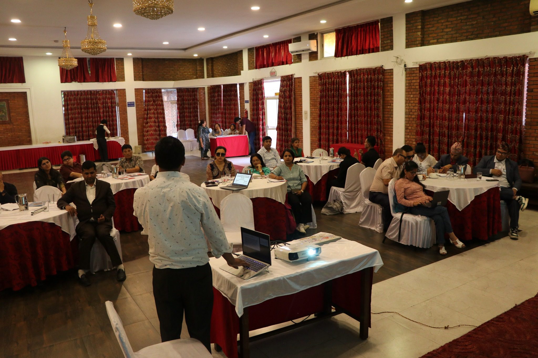 Nir Presenting, photo from stage